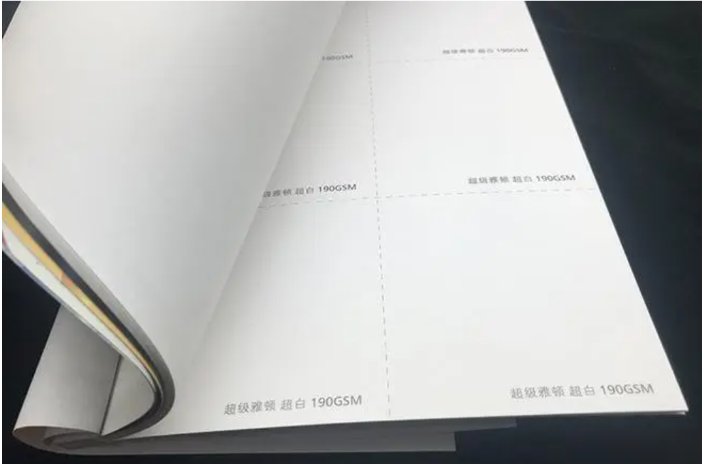 Hersteller von kundenspezifischen Schmuckschatullen