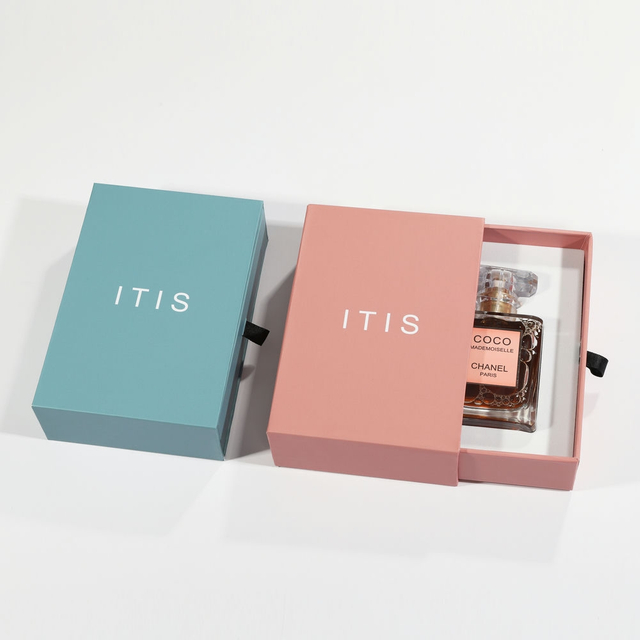 Hersteller von maßgeschneiderten, einzigartigen Papier-Kosmetikboxen