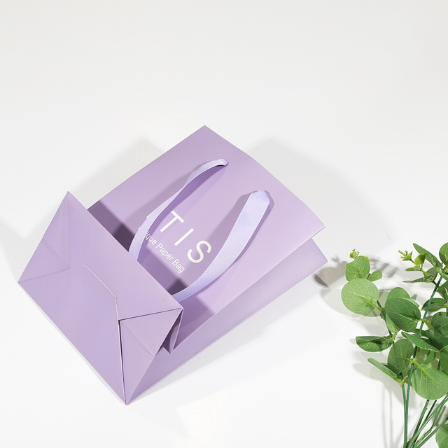 Individuelle Papiertüten mit Logo-Verpackung Großhandel