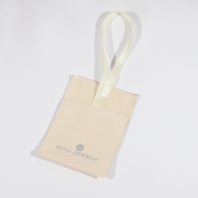 Samt-Tasche mit Kordelzug