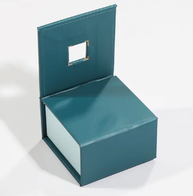 Custom Jewelry Boxes.png